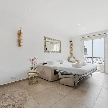 Apartmán L'aristide Briand - Joli Antibois *