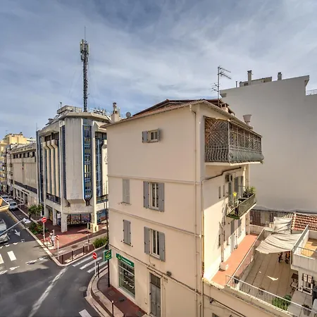 L'aristide Briand - Joli Antibois * Antibes